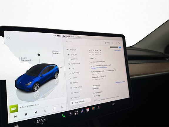 Tesla Model Y 25 of 30