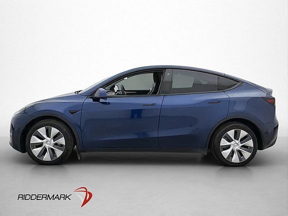 Tesla Model Y 5 of 30