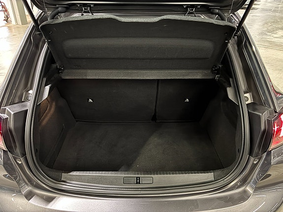 Peugeot 208 10 of 21