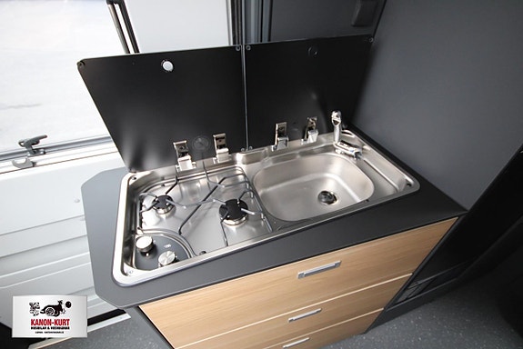 Adria Twin Select 640 SLB 10 of 17