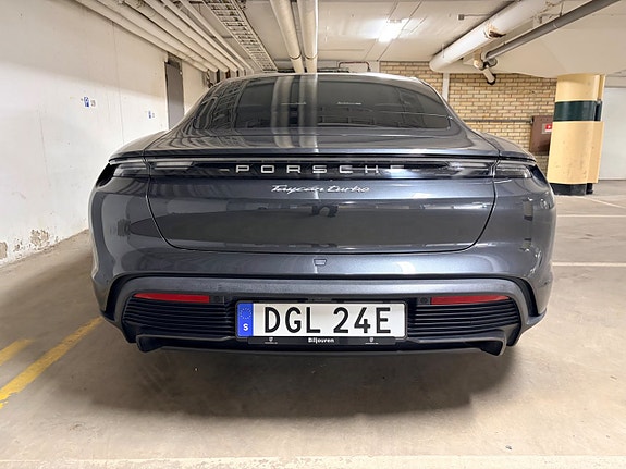 Porsche Taycan Turbo 7 of 16