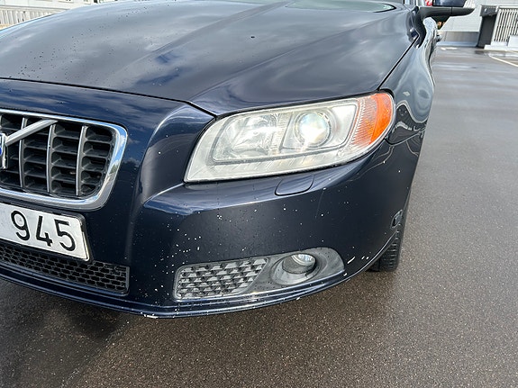 Volvo V70 10 of 10
