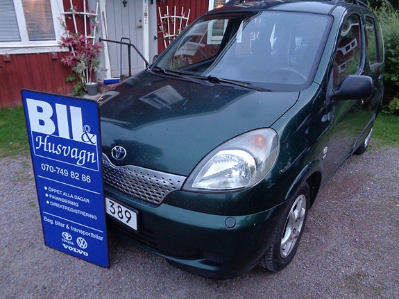 Toyota Yaris Verso 23 of 30