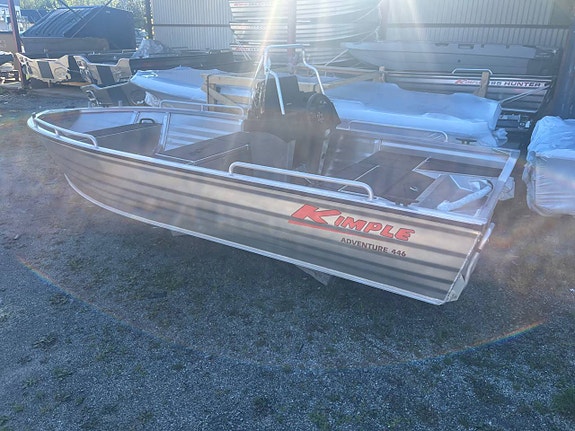 Kimple 446 adventure, Mercury F30 (NY) 5 of 5