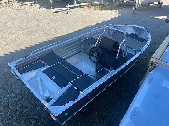 Kimple 446 adventure, Mercury F30 (NY)