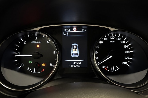 Nissan X-Trail 7 of 15