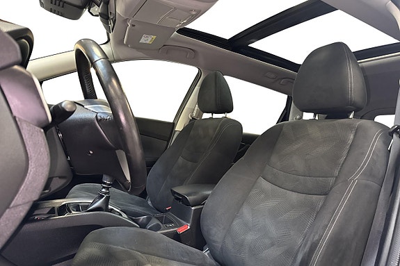 Nissan X-Trail 11 of 15