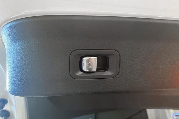 Mercedes-Benz GLC250 d 15 of 19