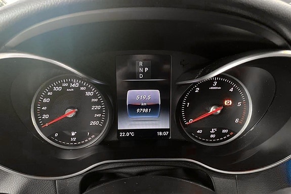 Mercedes-Benz GLC250 d 10 of 19