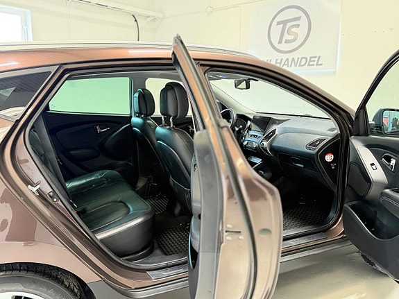 Hyundai ix35 8 of 17