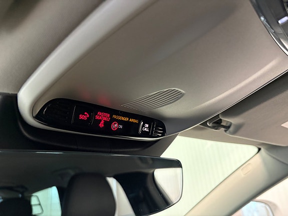 Volvo V90 Cross Country 20 of 27