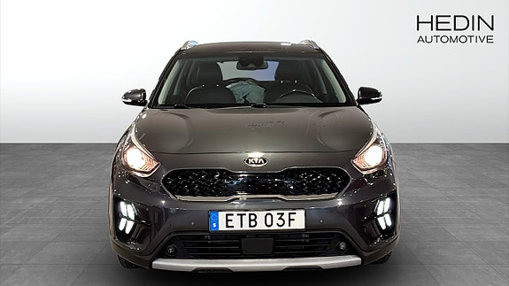 Kia Niro 2 of 17