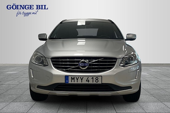 Volvo XC60 3 of 16