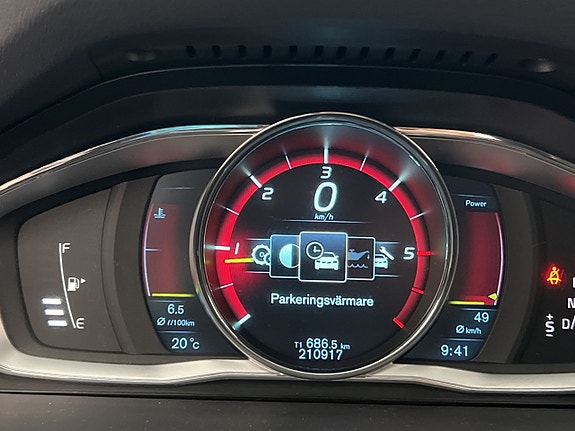 Volvo V70 16 of 30