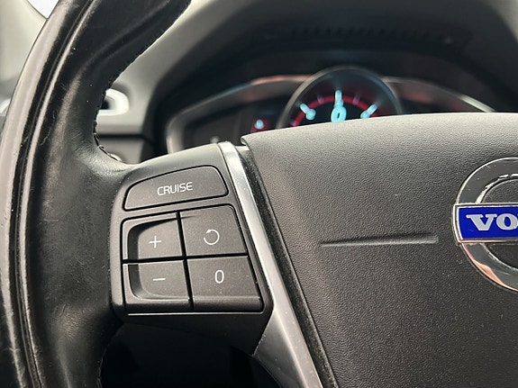 Volvo V70 14 of 30