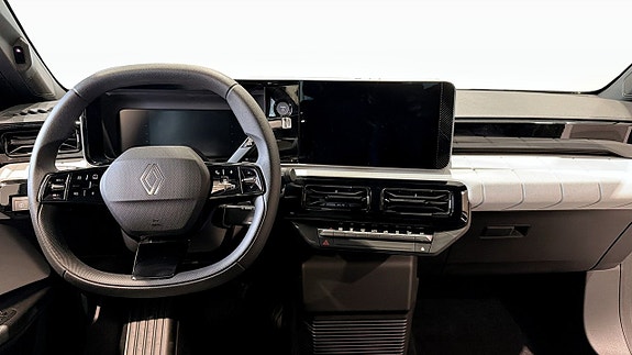 Renault 5 E-Tech 4 of 9