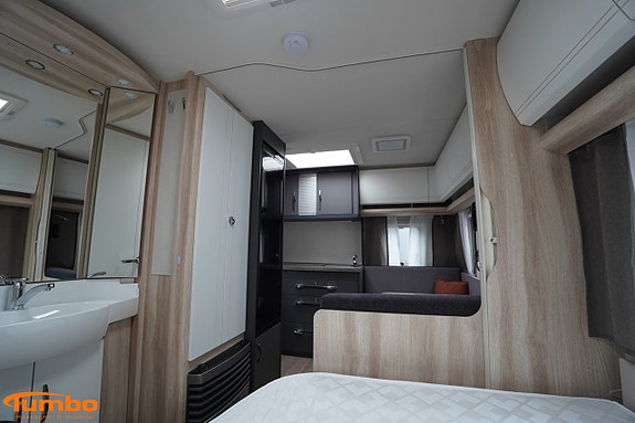 Hobby 400 SFe De Luxe 10 of 16