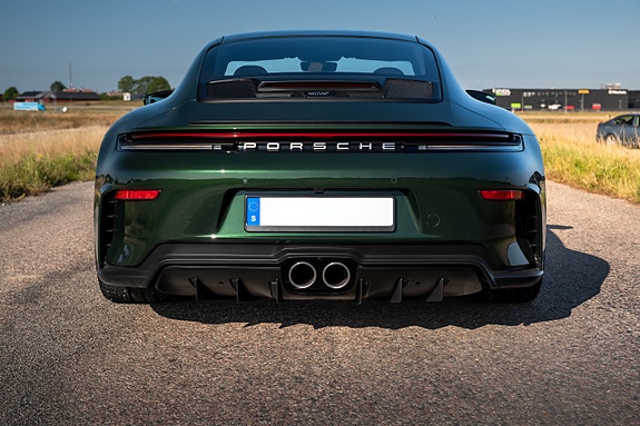 Porsche 911 GT3 5 of 9