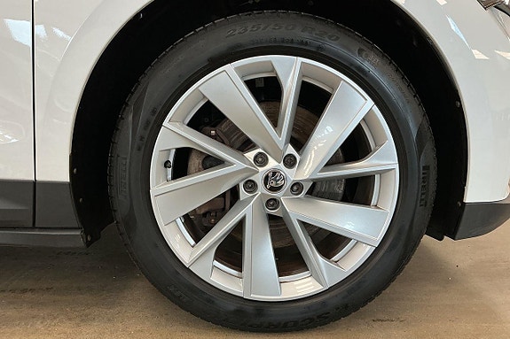 Skoda Enyaq 16 of 28