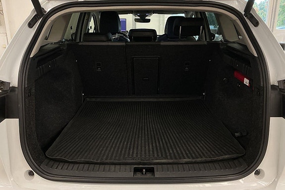 Skoda Enyaq 10 of 28