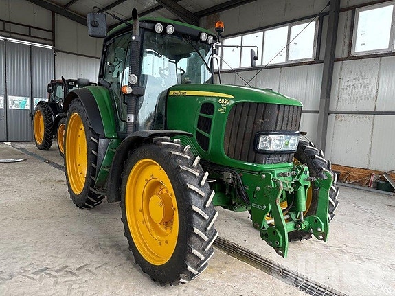 Traktor JOHN DEERE 6830 Premium MW2 3 of 6