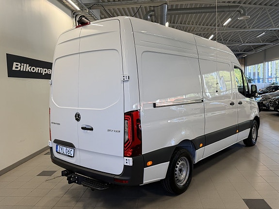 Mercedes-Benz Sprinter 317 6 of 13