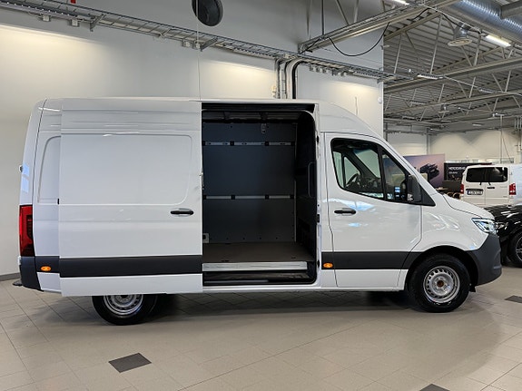 Mercedes-Benz Sprinter 317 4 of 13