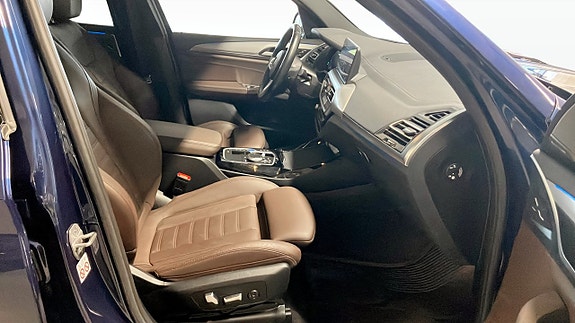 BMW X3 3 of 13