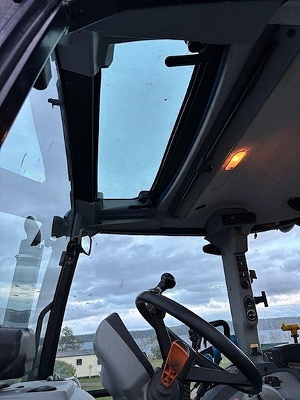 New Holland T 5.115 EC 10 of 10