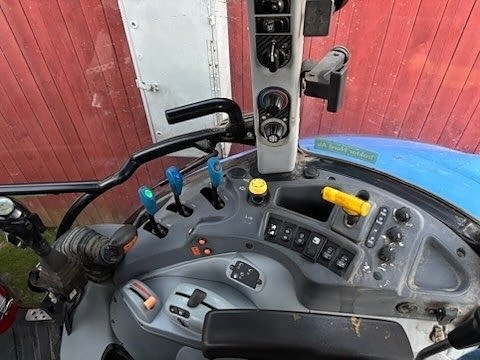 New Holland T 5.115 EC 7 of 10
