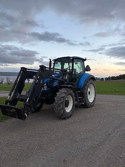 New Holland T 5.115 EC 2 of 10