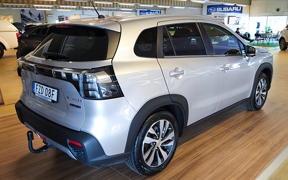 Suzuki S-Cross 4 of 10