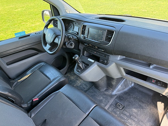 Peugeot Expert 5 of 6