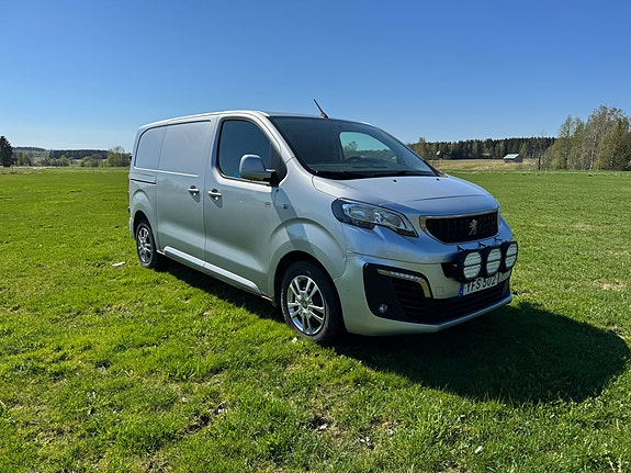 Peugeot Expert 2 of 6