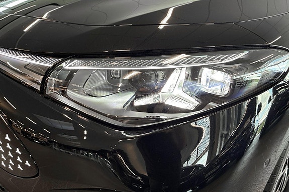 Mercedes-Benz CLA350 24 of 25