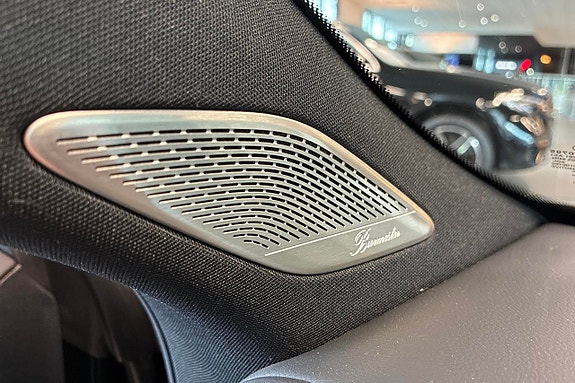Mercedes-Benz CLA350 23 of 25