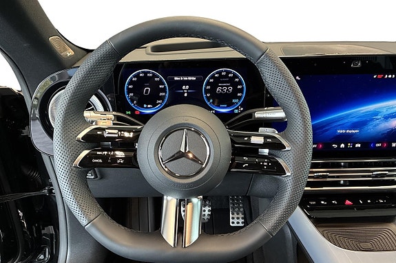 Mercedes-Benz CLA350 18 of 25