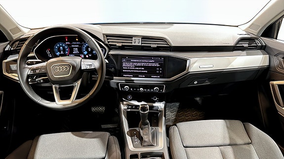 Audi Q3 10 of 20