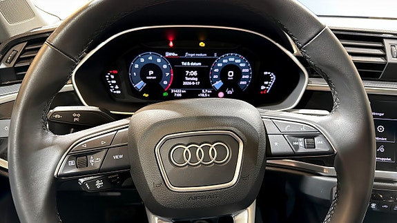 Audi Q3 18 of 20