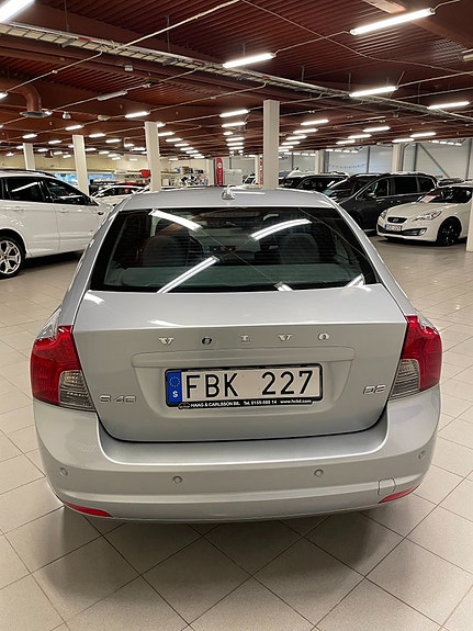 Volvo S40 6 of 7