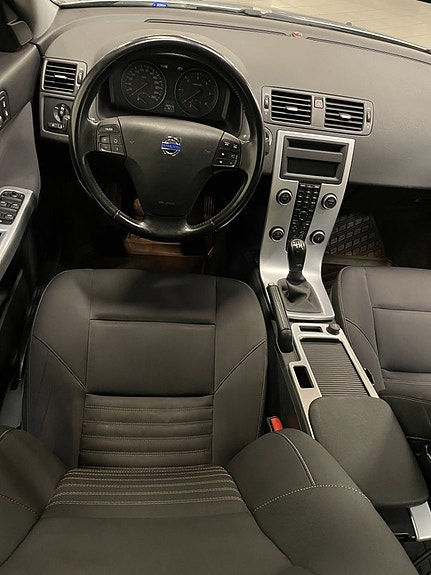Volvo S40 5 of 7
