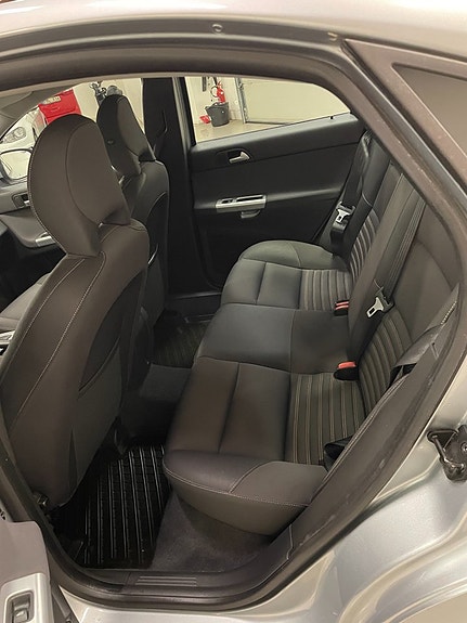 Volvo S40 4 of 7