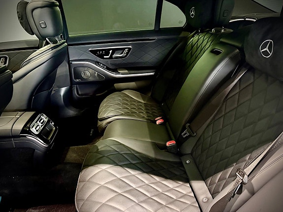 Mercedes-Benz S450 d 8 of 22
