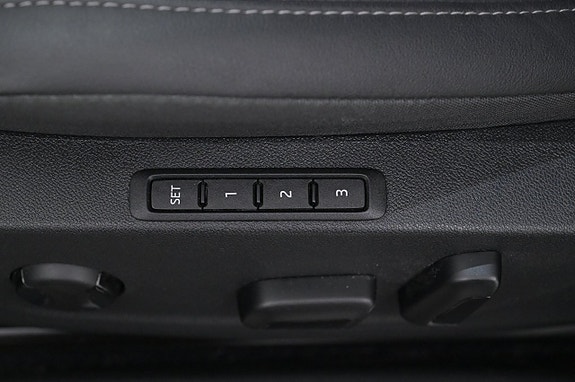Skoda Enyaq 12 of 27