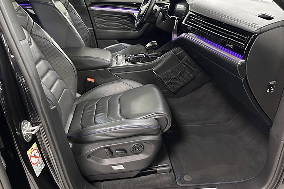 Volkswagen Touareg 18 of 29