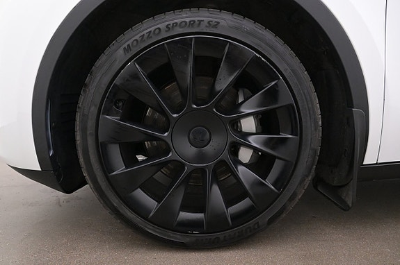 Tesla Model Y 27 of 27