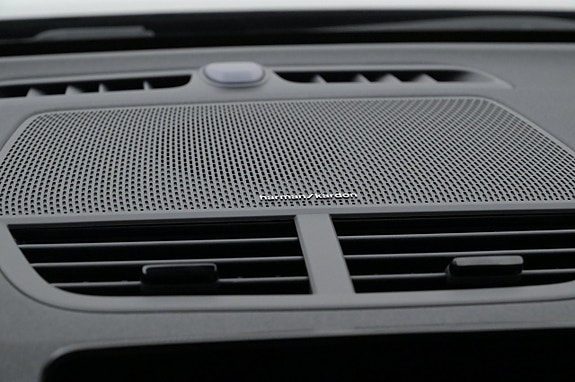 Polestar 2 18 of 27