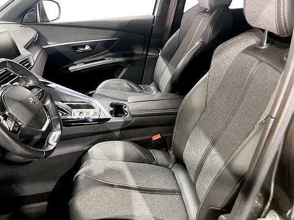 Peugeot 5008 4 of 17