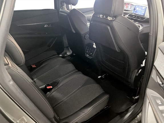 Peugeot 5008 13 of 17