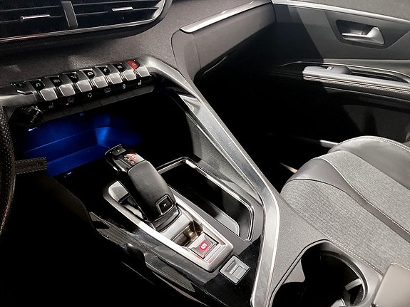 Peugeot 5008 11 of 17